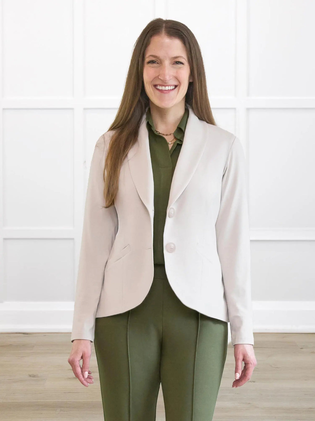 Avesta soft stretchy petite blazer Sustainable Clothing Canada | Miik
